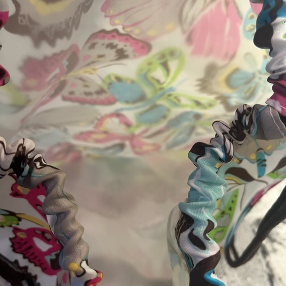 Thirty-One Flutter Butterflies String bag Colorful Green Pink Blue and Brown - Picture 5 of 5